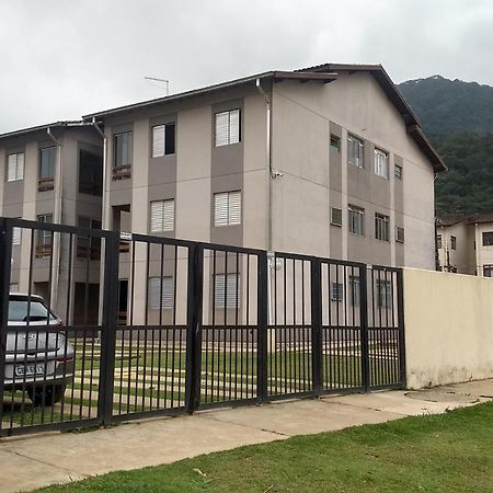 Apartamento Villagio 6 Ubatuba Buitenkant foto